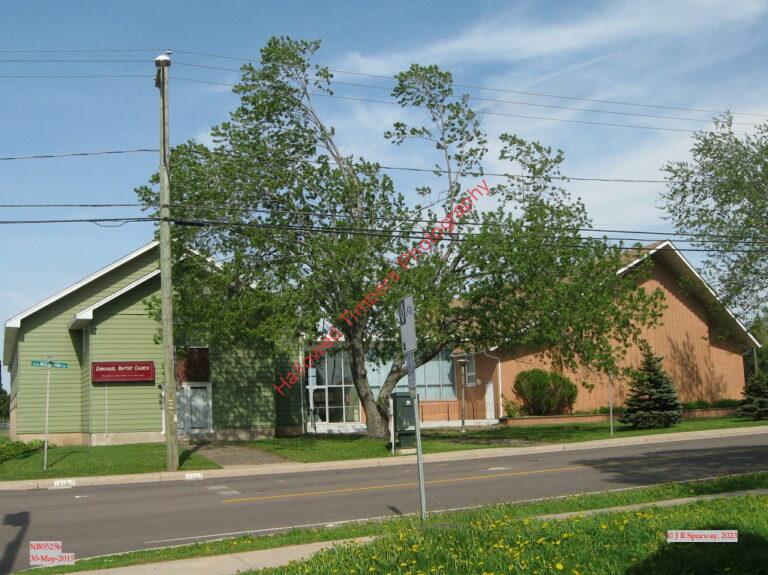NB0525b Emmanuel Baptist Church, Moncton NB