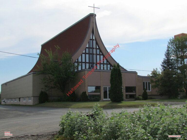 NB0784b eglise catholique la Sainte Trinite (Catholic), Eel River Crossing NB NB0784b eglise catholique la Sainte Trinite (Catholic), Eel River Crossing NB