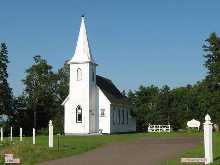 PE039 Holy Trinity Anglican Church, Alma PE, taken 31-Jul-2012 © 2022 JR Spurway PE039 Holy Trinity Anglican Church, Alma PE, taken 31-Jul-2012 © 2022 JR Spurway