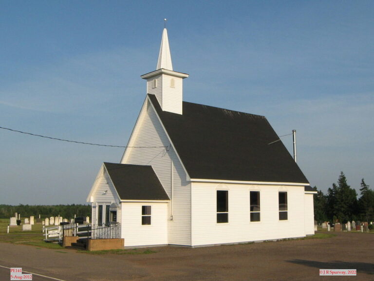 PE141 Victoria West United Church, Victoria West PE, taken 05-Aug-2012 © 2022 JR Spurway