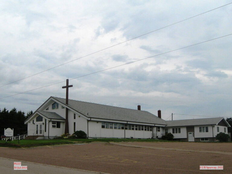 PE227 St Columba Catholic Church, Fairfield PE, taken 30-Jul-2013 © 2022 JR Spurway PE227 St Columba Catholic Church, Fairfield PE, taken 30-Jul-2013 © 2022 JR Spurway