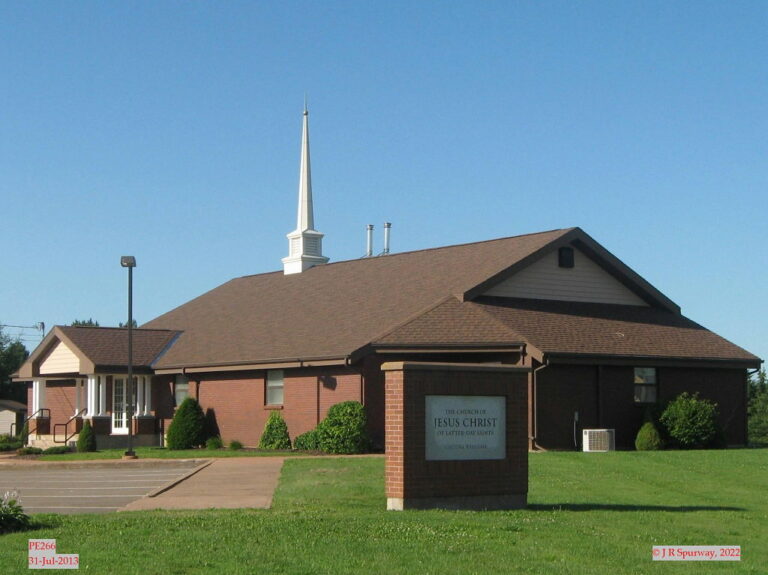 PE266 Church of Jesus Christ of Latter Day Saints (LDS), Summerside PE, taken 31-Jul-2013 © 2022 JR Spurway
